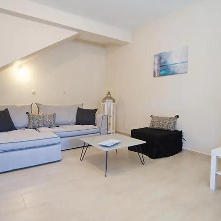 Alexandra'S Residence * Razáta